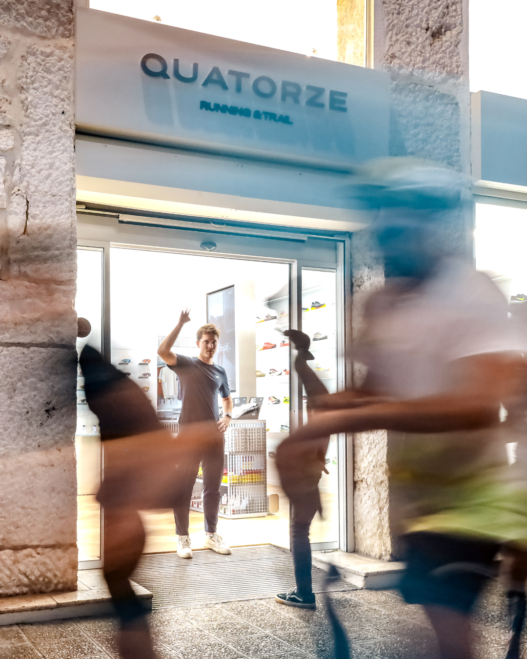 Trail & Night x Hoka Mafate 5